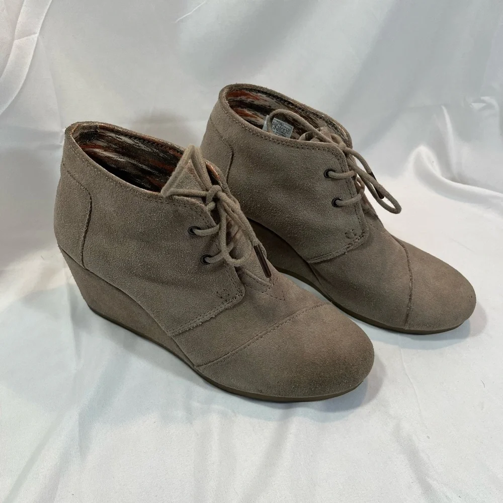 TOMS Tan Wedge Booties